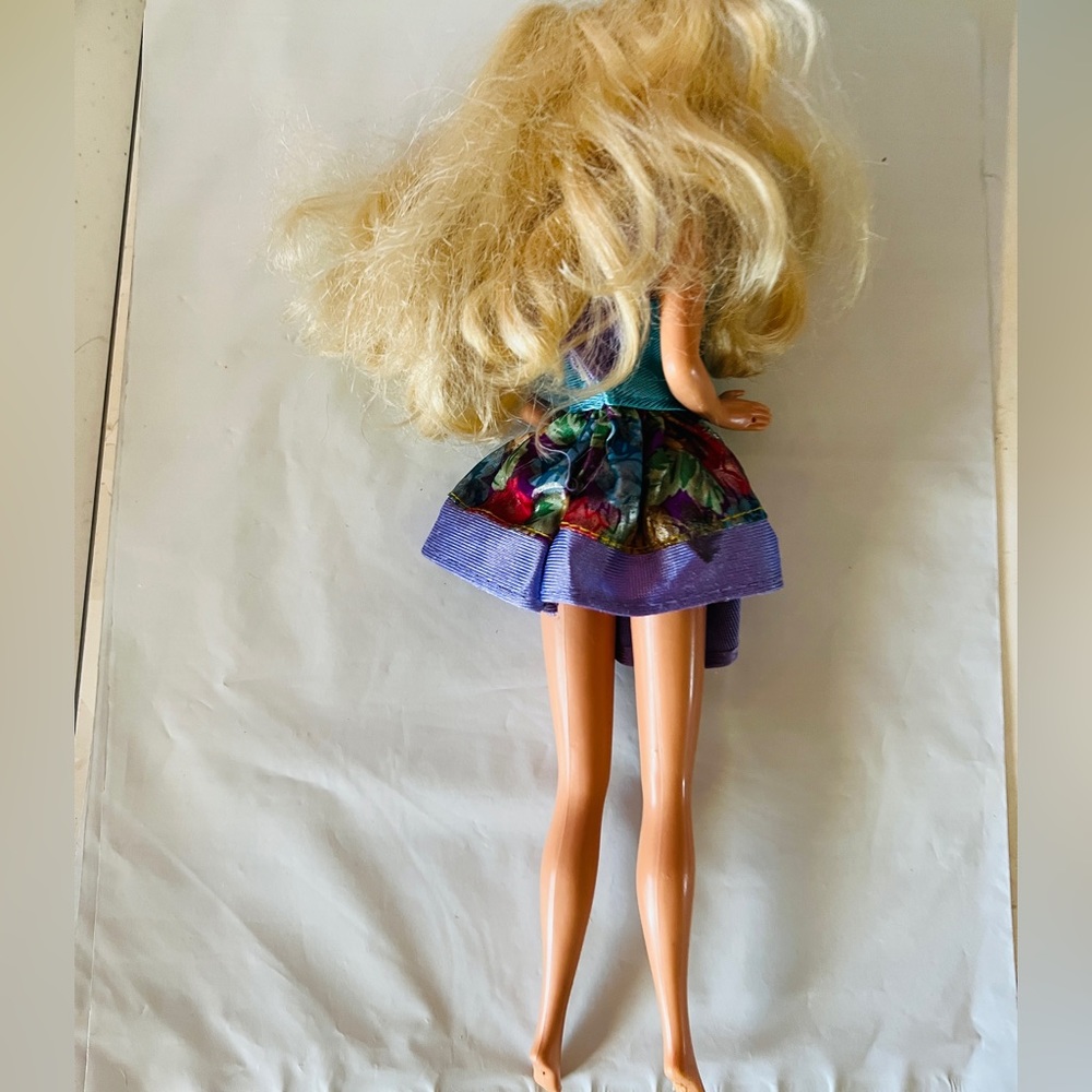 Barbie - Picture 8 of 10